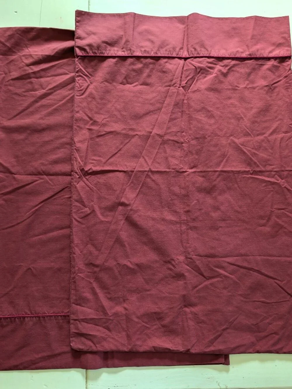 Set of 2 VTG JCPenney Home Collection Burgundy Percale Pillowcases Standard 90s